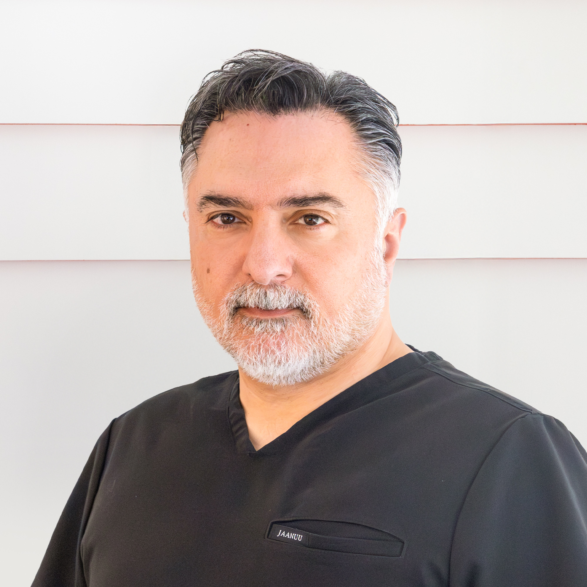 Dr Parviz Yazdani